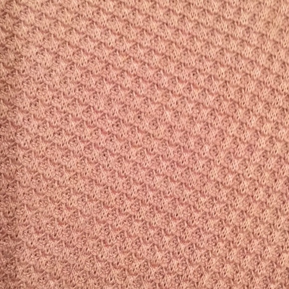 PERFECT ROSE/PINK BELL SLEEVE TOP - Picture 4 of 10